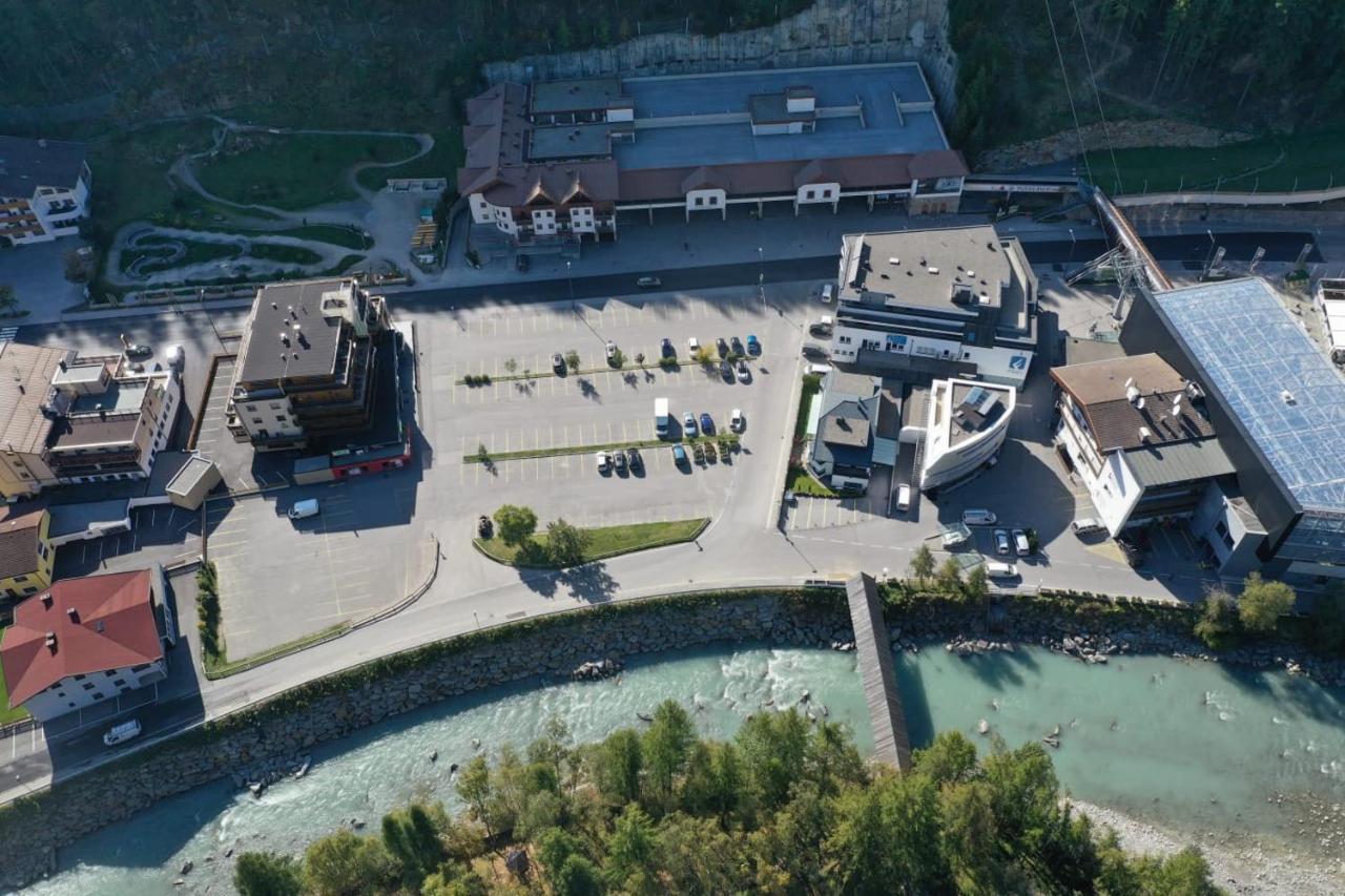 Hotel Baeckelar Wirt Superior Sölden Exterior foto